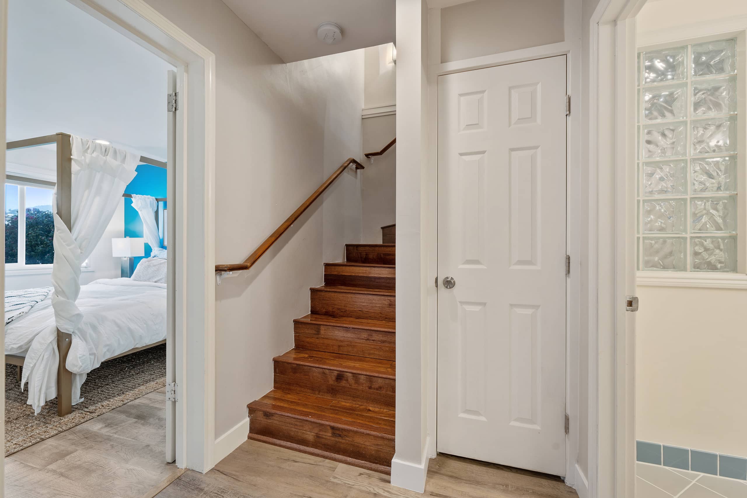 Home in San Francisco · ★4.89 · 1 bedroom · 1 bed · 1 bath - Image 19