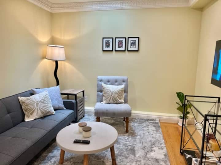Spacious 2br/2ba W/ Parking & Laundry - San Francisco, CA