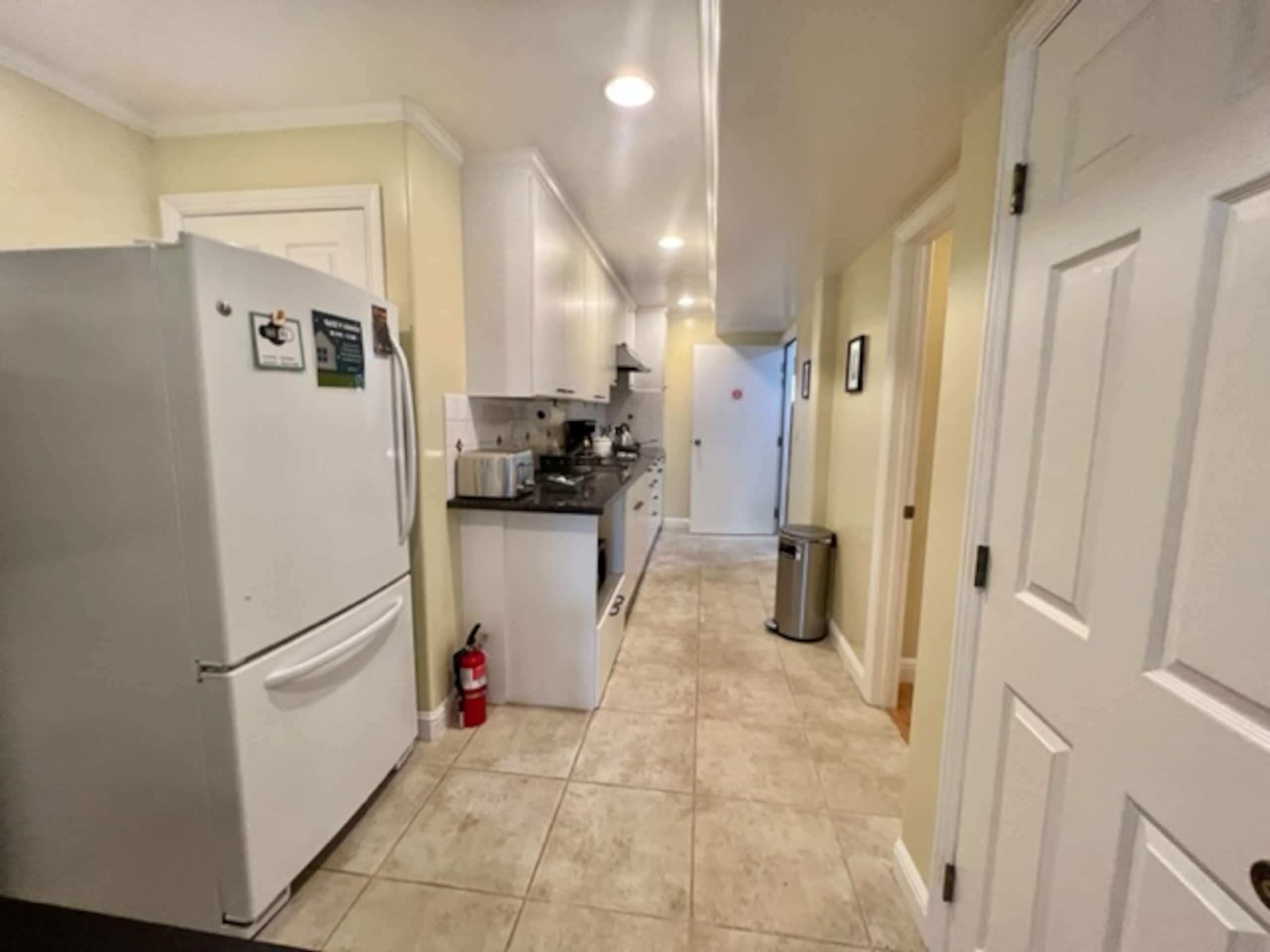Home in San Francisco · ★4.85 · 2 bedrooms · 3 beds · 2 baths - Image 5