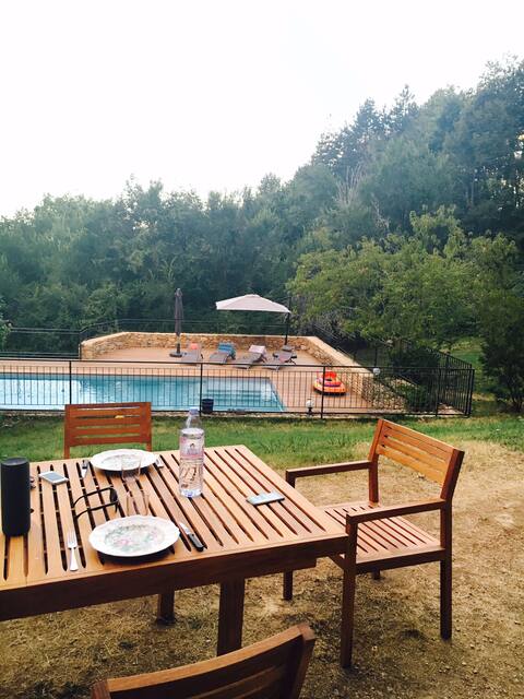 House near Bugue with pool