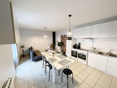 T3 50m2 Bright near town hall - Carhaix center