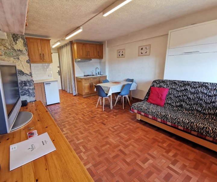 Joli Studio Cabine, Terrasse Sud Au Calme - Beuil