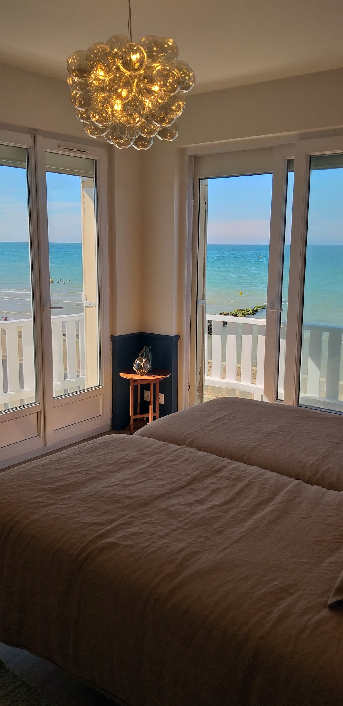 วิวสวยและเตียงที่สะดวกสบาย…