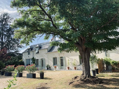 La Salamandre, charming cottage and its park