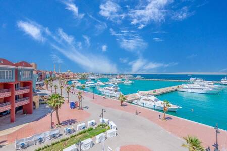 Marina apartment Sea view