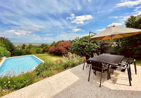 Charming house with stunning view of the valley