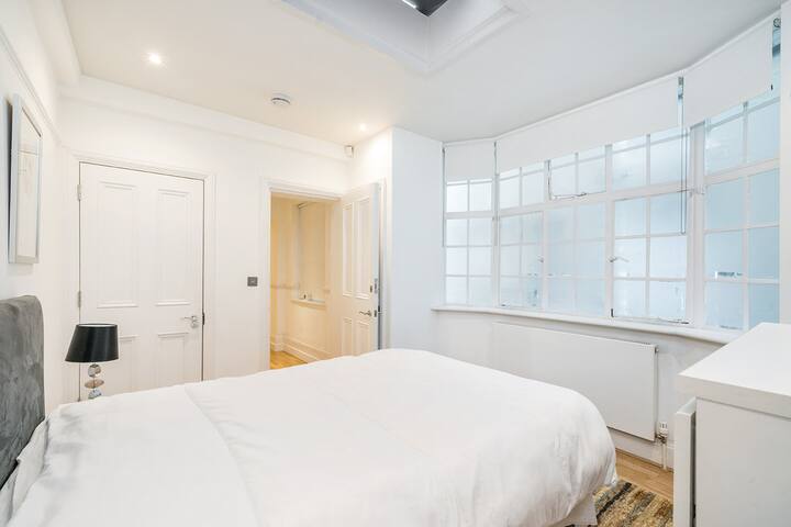 Charming 2 Bed apartment in London for rent. gallery image 5