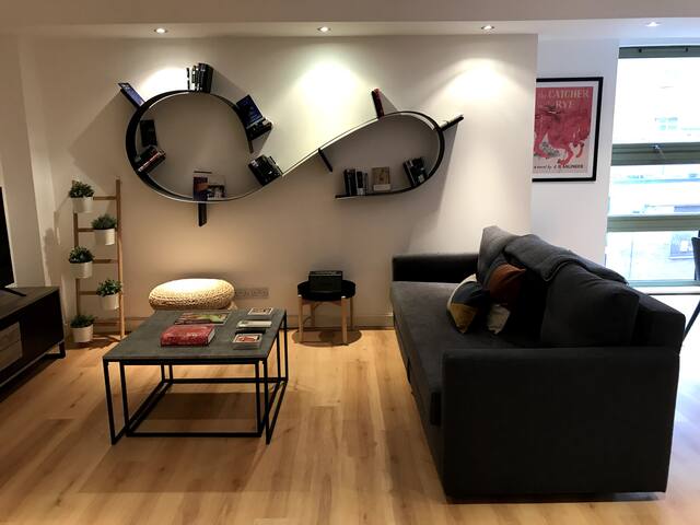 Beautiful 2 bedroom apartment in Central London gallery image 2