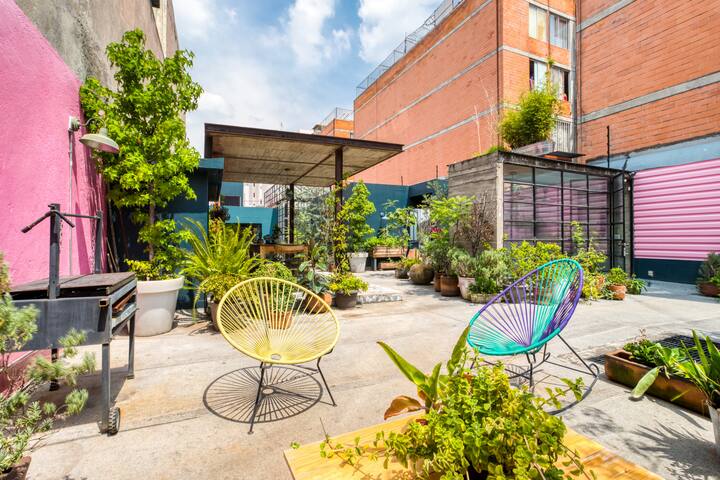 Mr. W | Urban Retreat: Stylish 3BR in Mexico City gallery image 2