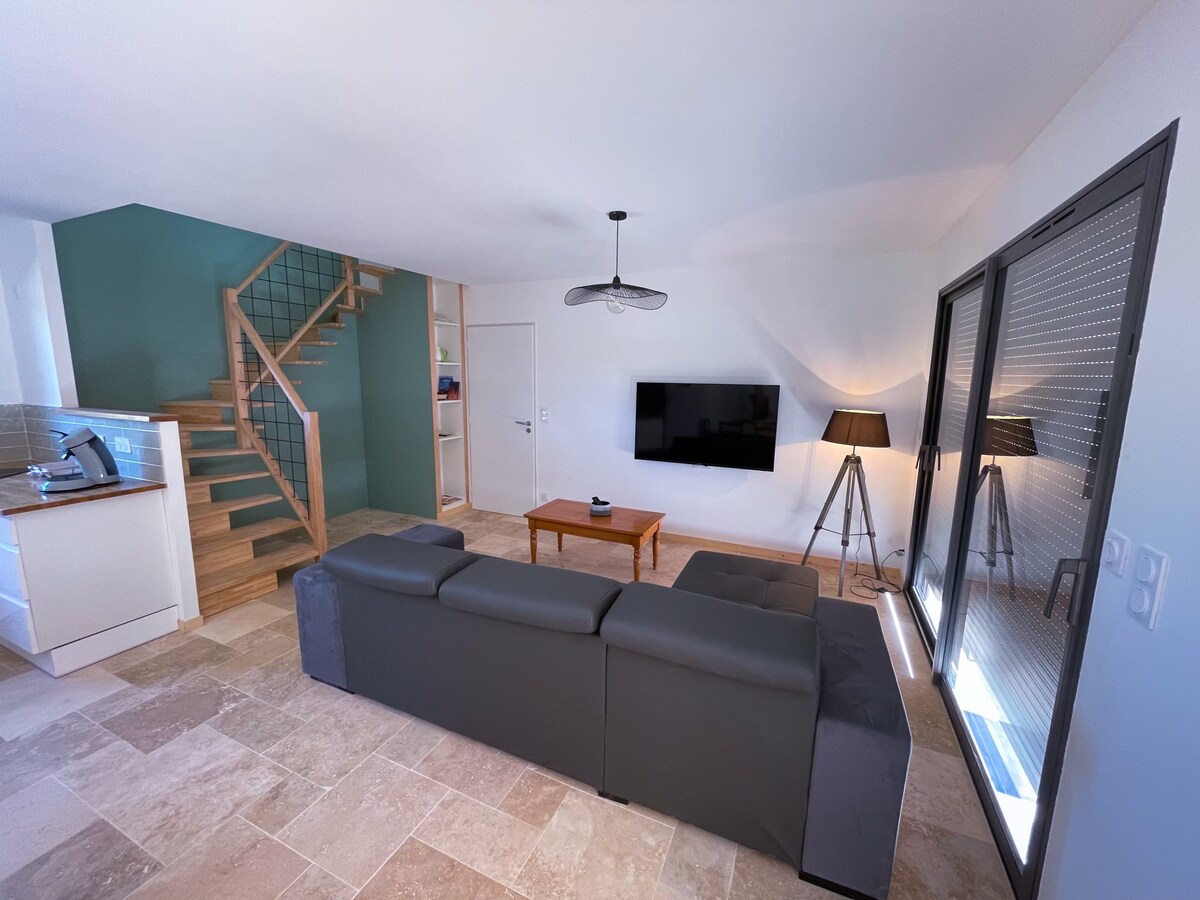 Top Airbnb: Villa with pool on the plateau à Lot