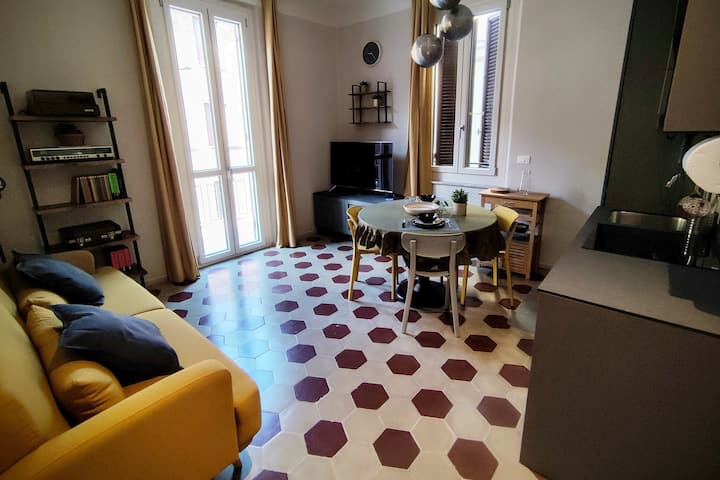 Across The River Apartment In Parma City - Parma