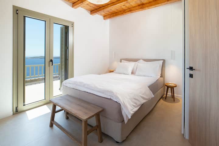 Etesian Villa Four - Bedroom 2 (Top Floor)