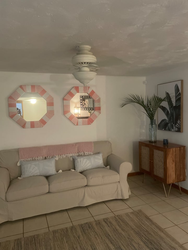Safety Harbor Cottage - Safety Harbor, FL
