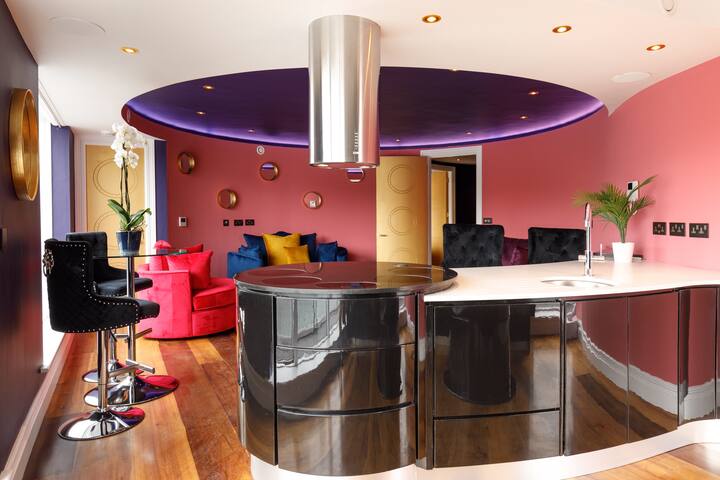 The Curve, Millennium Tower, Dublin 4. gallery image 4