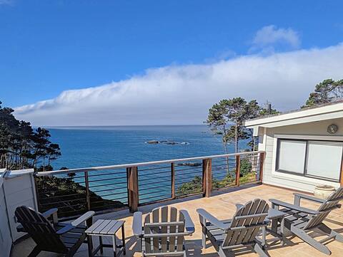 Seaflower Cove: Spacious 4bd waterfront retreat