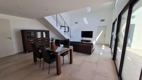 Popular Airbnb listing: house designed by architect for 4 persons in Roquebrune Sur Argens