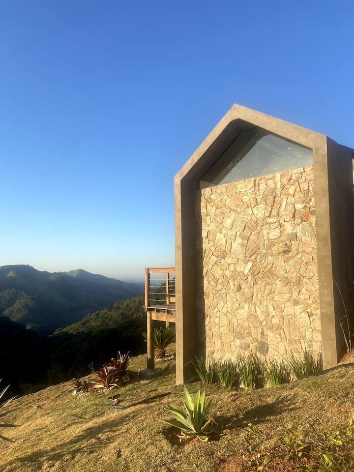 Hospedagem 1 quarto, com lareira