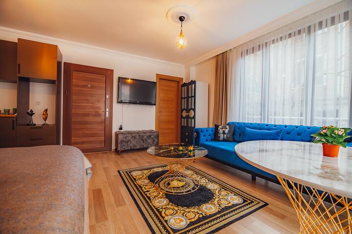 BIG GROUPS- 5BR 5BATH AT TAKSİM ( CİTY CENTER )