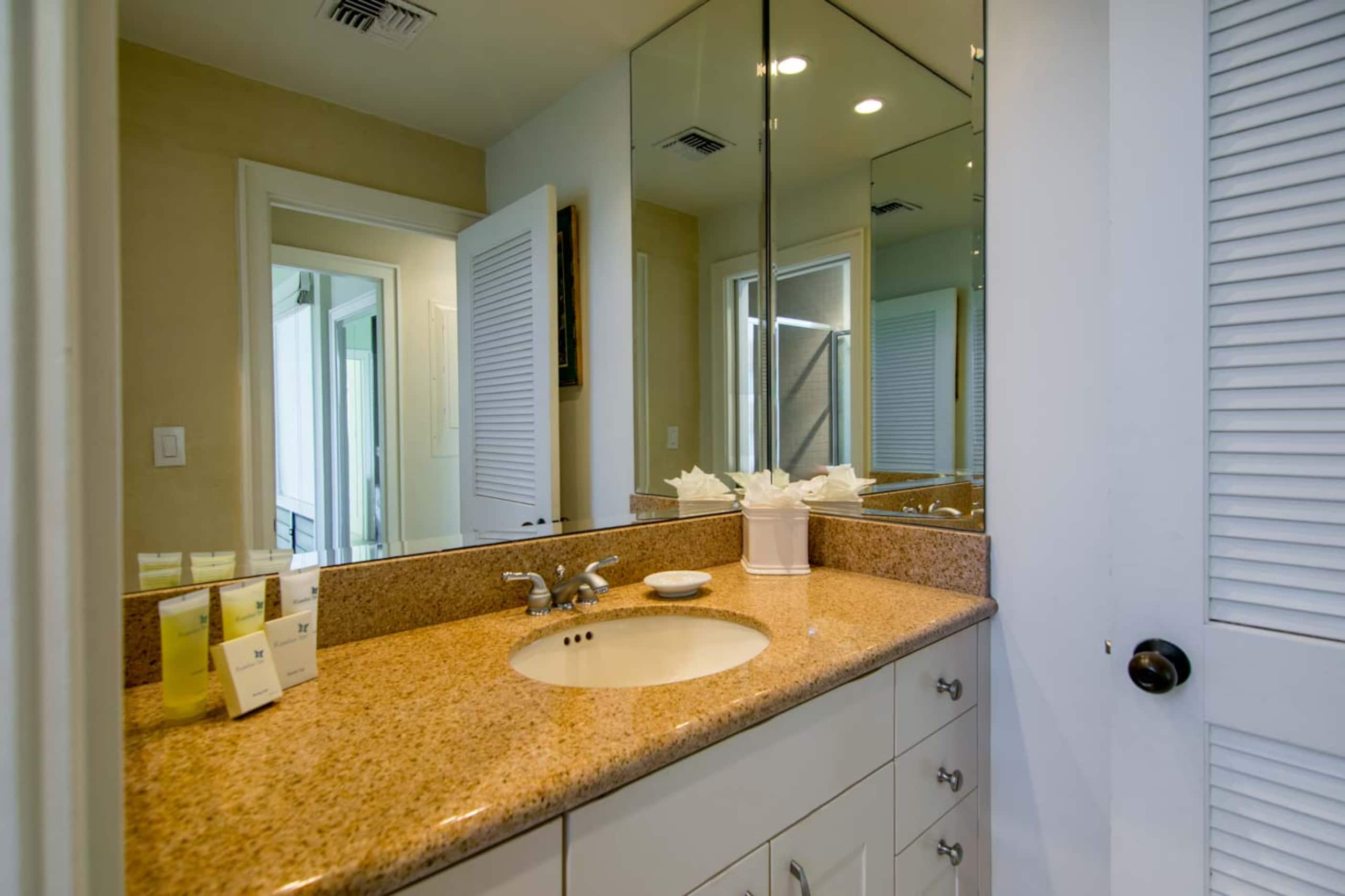 Kapalua Bay Villas 25G2 Gold Oceanfront 2BD/3BA - Image 23