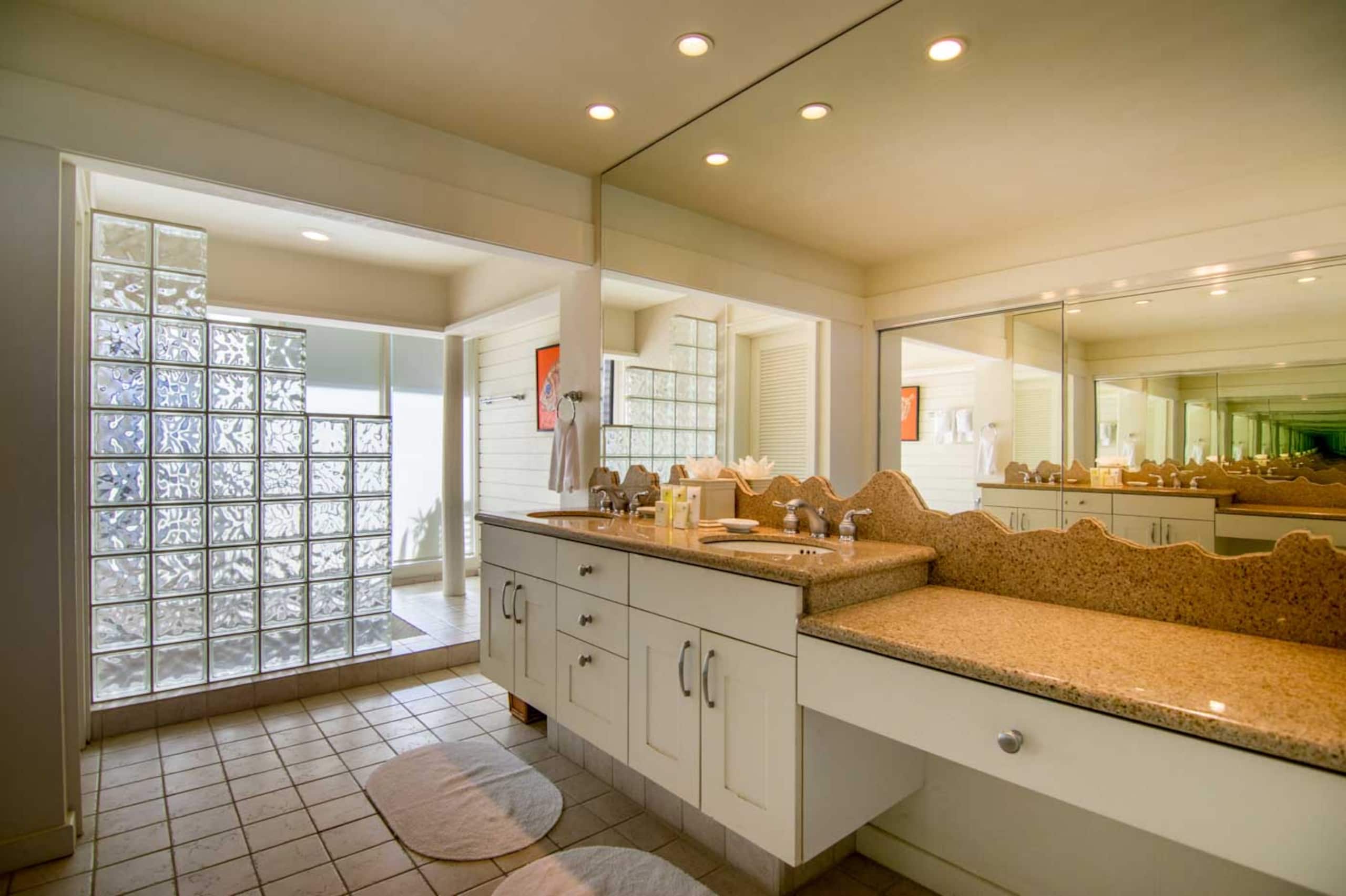 Kapalua Bay Villas 25G2 Gold Oceanfront 2BD/3BA - Image 25