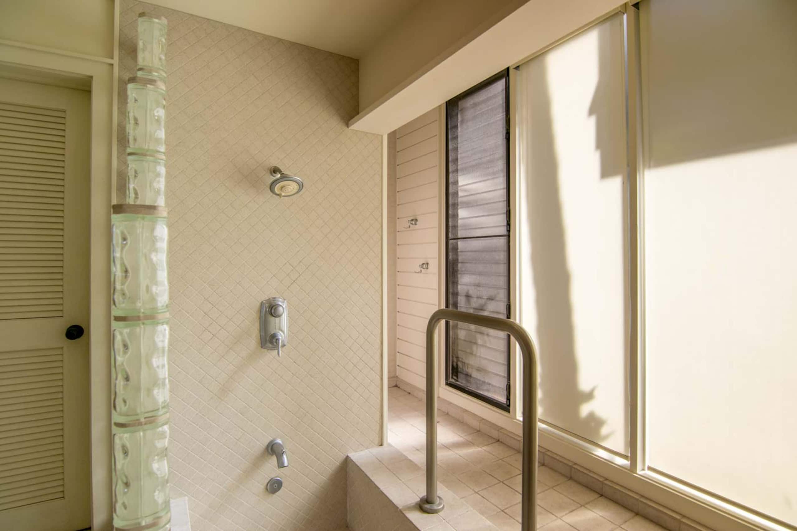 Kapalua Bay Villas 25G2 Gold Oceanfront 2BD/3BA - Image 21