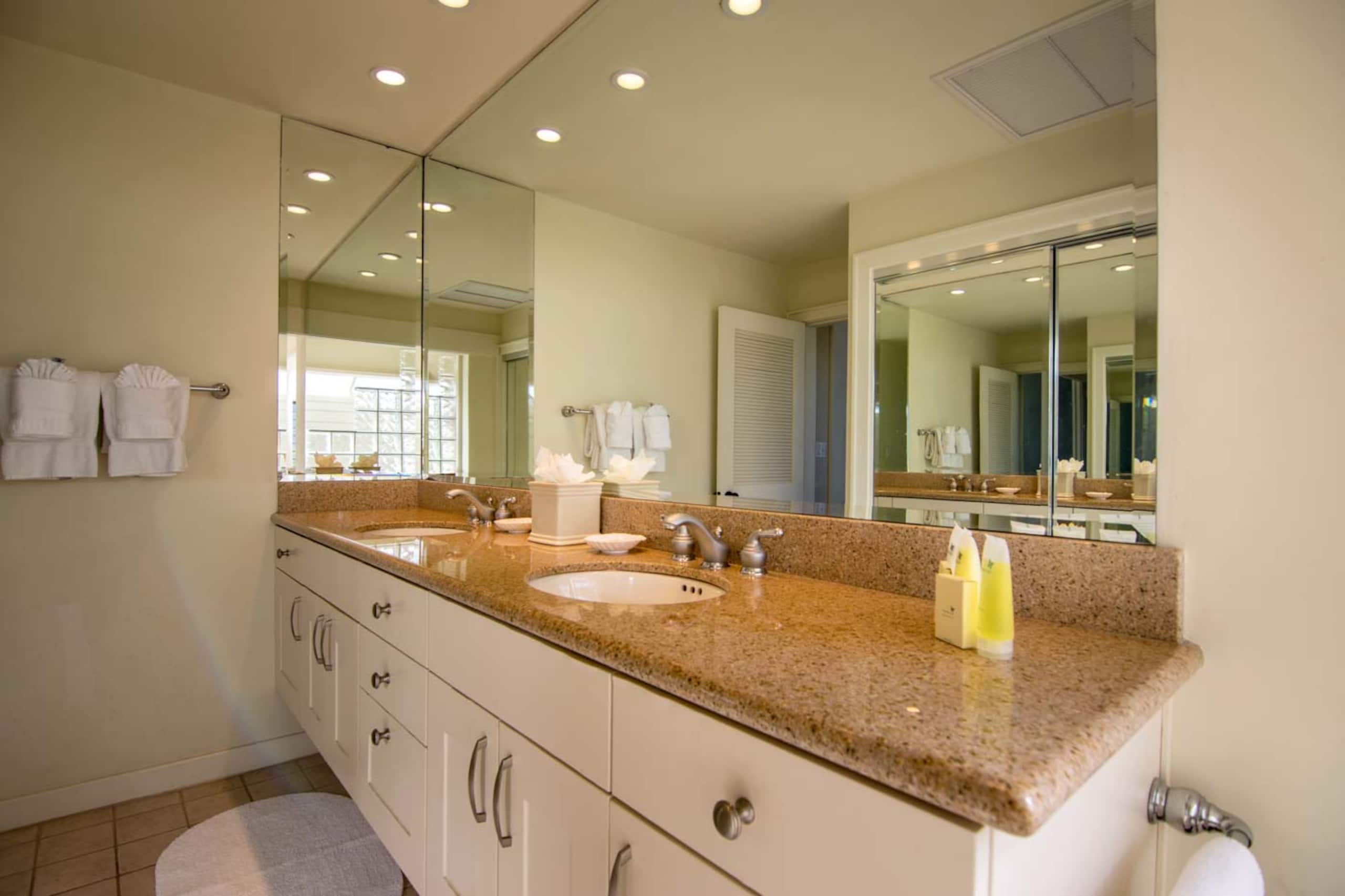 Kapalua Bay Villas 25G2 Gold Oceanfront 2BD/3BA - Image 24