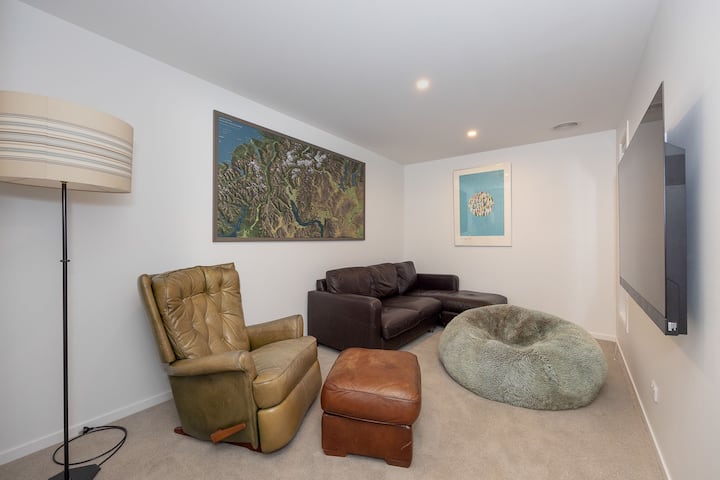 Hot Tub 5 Bedroom 3 Bath House And Studio - Wanaka