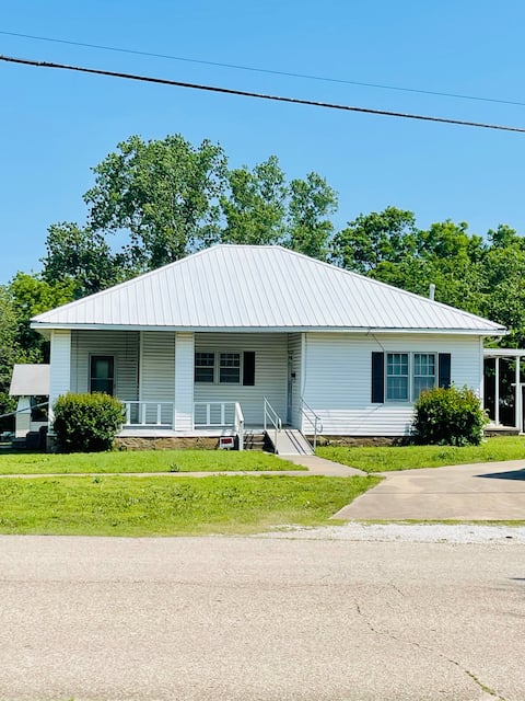 House on the Hill In Historic Fairfax, OK -