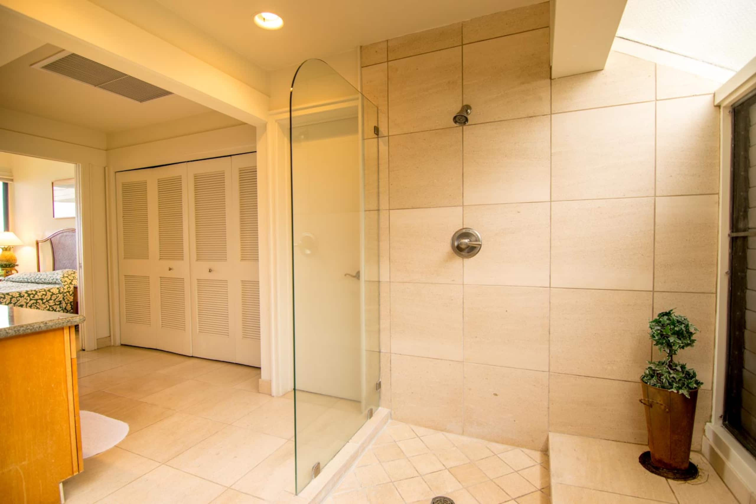 Kapalua Bay Villas 19G2 Gold Oceanfront 2BD/3BA - Image 21