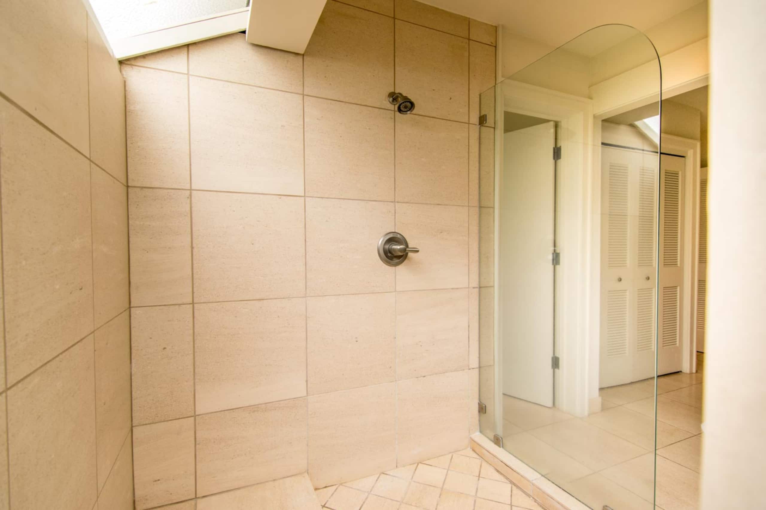 Kapalua Bay Villas 19G2 Gold Oceanfront 2BD/3BA - Image 24