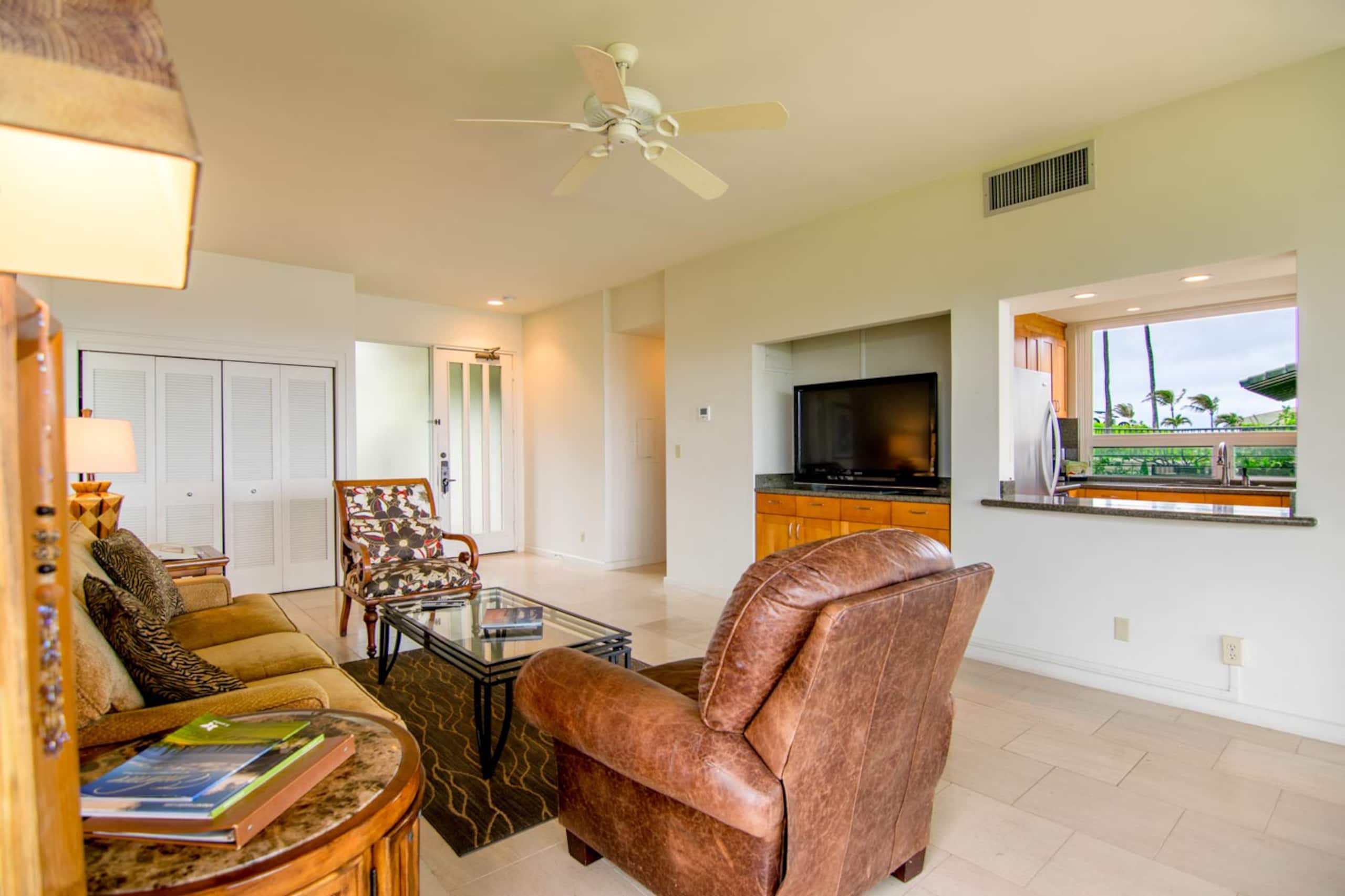 Kapalua Bay Villas 19G2 Gold Oceanfront 2BD/3BA - Image 3