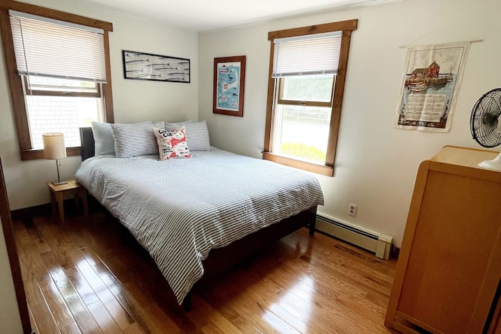 The second room has a queen bed with memory cooling gel mattress.