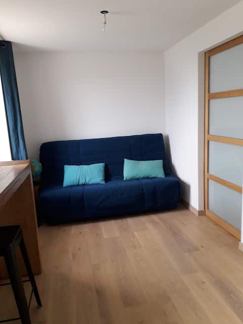Annonce Airbnb populaire: Cozy beachfront house, rated 3* 4/6 people à Plouguerneau