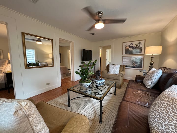 Chicly Curated Cottage -1 Min To Sports Complex - Ruston, LA