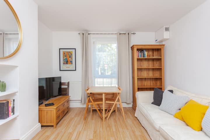 Fantastically Located 2bd Flat In London Bridge - London