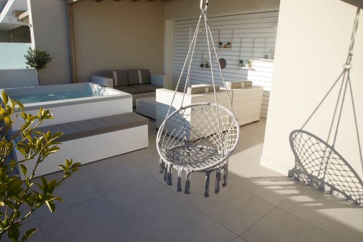 Amazing Acropolis View Penthouse with outdoor spa gallery image 4