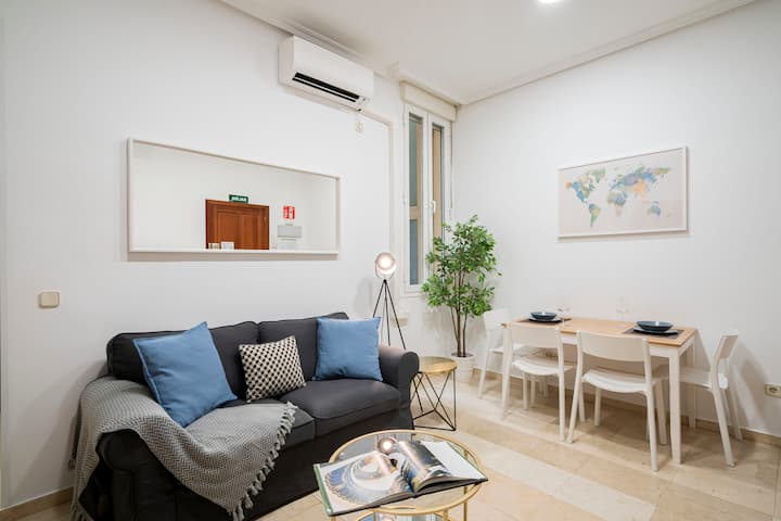 Vii. Apt. En Gran Vía – Ideal Para Familias! - Chueca