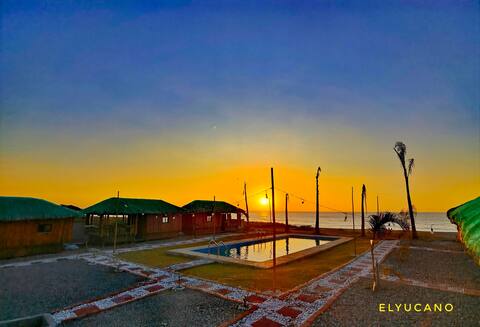 Beach front Glamping! Aircon Kubo Rental-Oceanaire