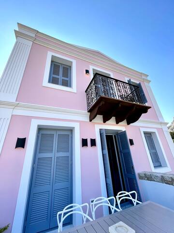 Stunning 4 bedroom villa on Kastellorizo gallery image 4