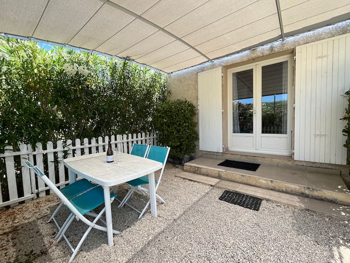 Mazet Avec Piscine à Maussane Les Alpilles - Maussane-les-Alpilles