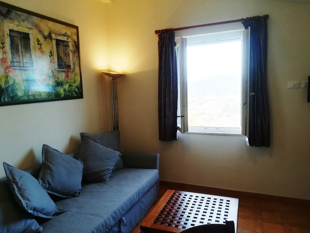 Airbnb con migliori performance: Enchanting Suite in Fosdinovo, Tuscany a Massa Carrara