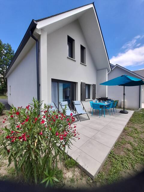 Gîte les Lys, Fleurs des Pyrénées, EV charging 7.4