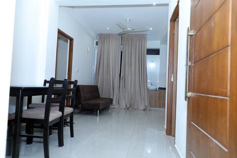 Fully furnished AC 2BH luxury flat in Vellore city