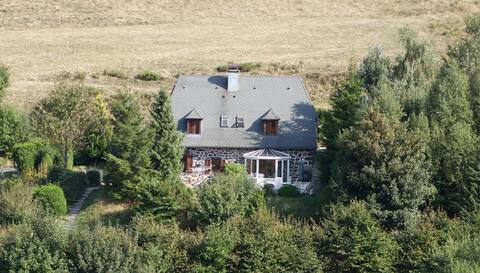 Peace and luxury in the mountains. Completely renovated.