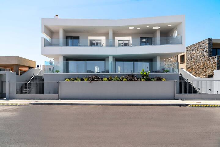 Dia’s Blue Villa gallery image 2