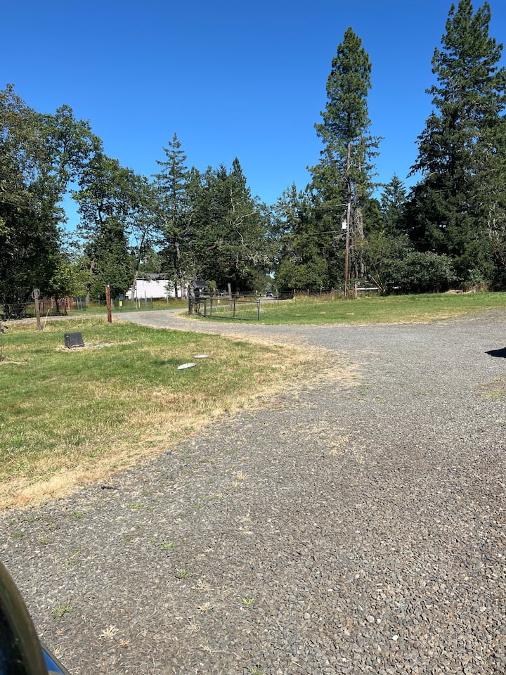 Delightful campsite with fire pit Campsites for Rent in