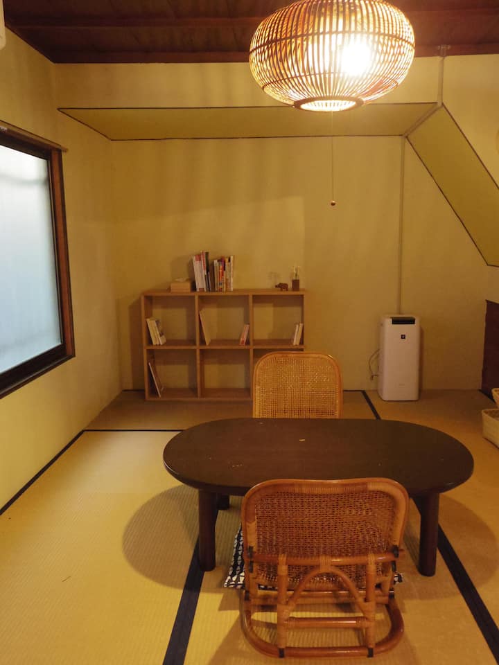 海まで10秒。1日1組限定、半棟貸し切り-hatoya Homestay-  夏はカヤック体験も！ - 香川県