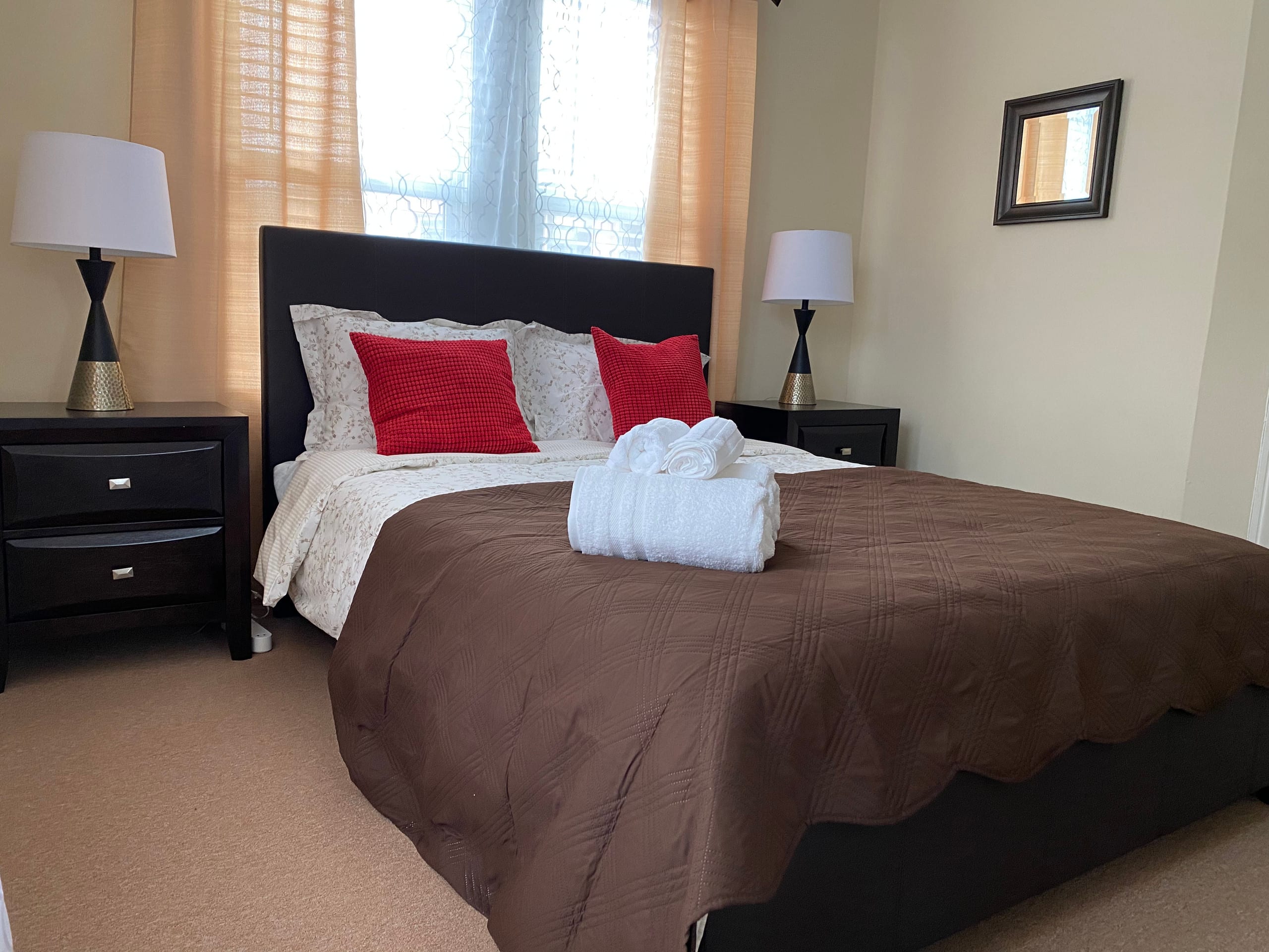 Home in San Francisco · ★4.81 · 4 bedrooms · 6 beds · 2 baths - Image 11