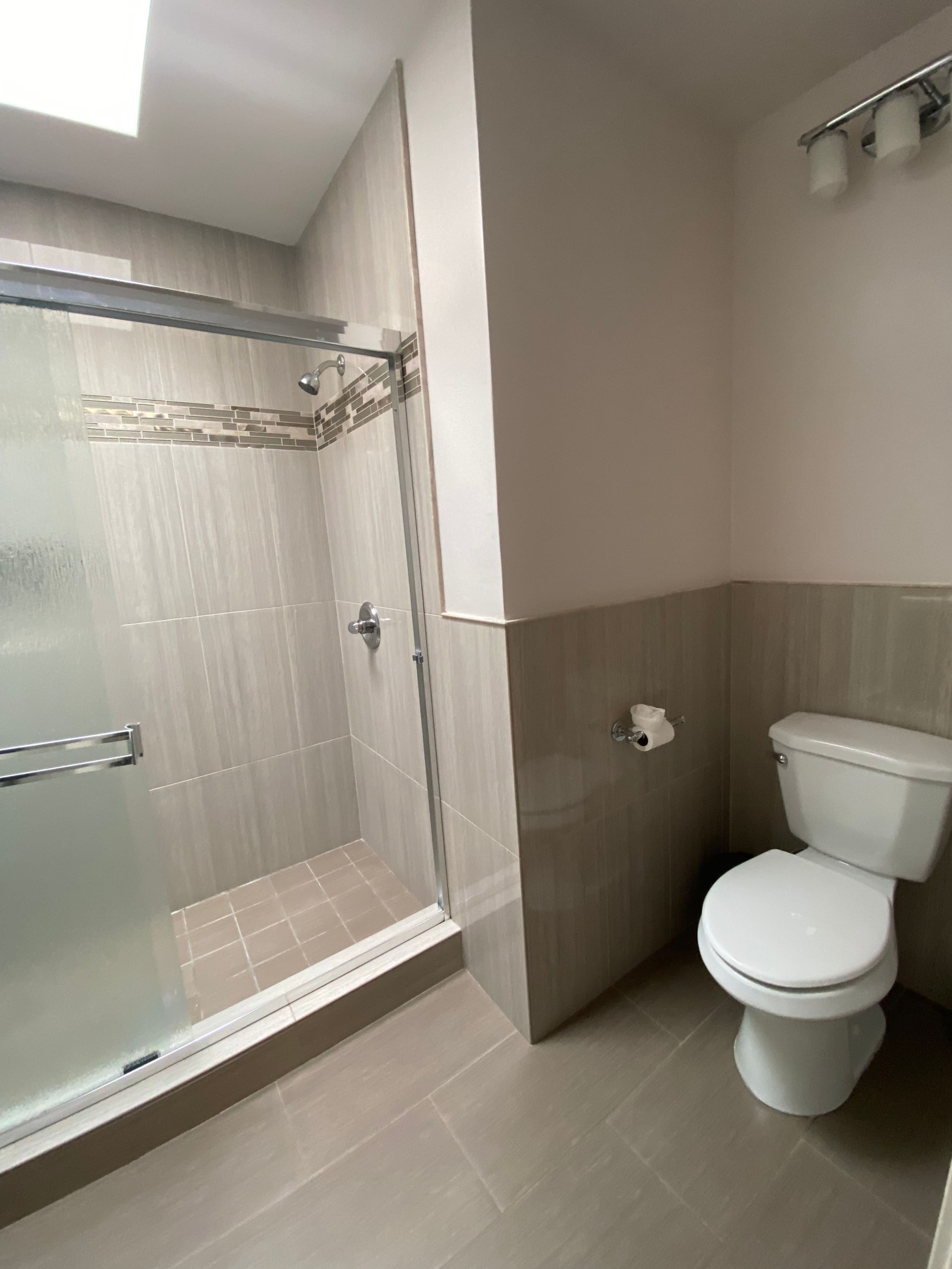 Home in San Francisco · ★4.81 · 4 bedrooms · 6 beds · 2 baths - Image 17
