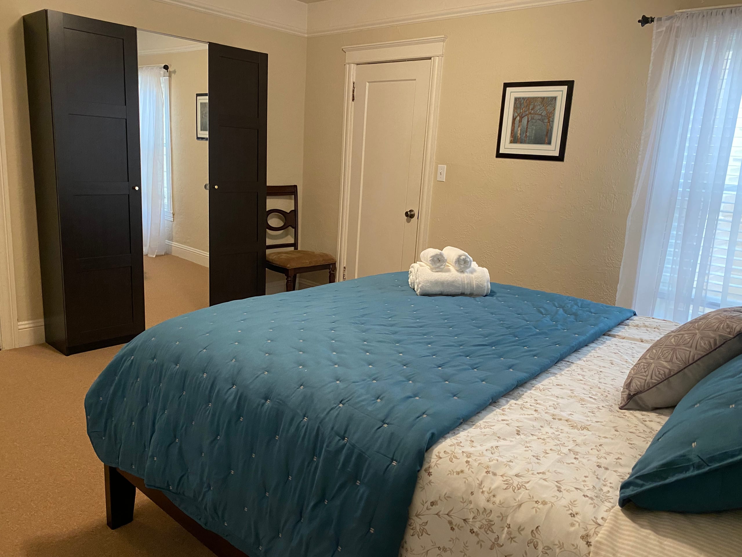 Home in San Francisco · ★4.81 · 4 bedrooms · 6 beds · 2 baths - Image 10